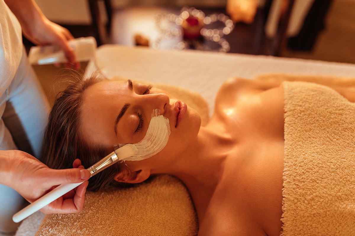 Halo Glow signature top-tier facial at Tralē Beauty